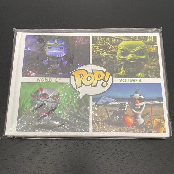 Funko World of POP! Volume 4 Photo Book with Hardcover - Picture 1 of 5